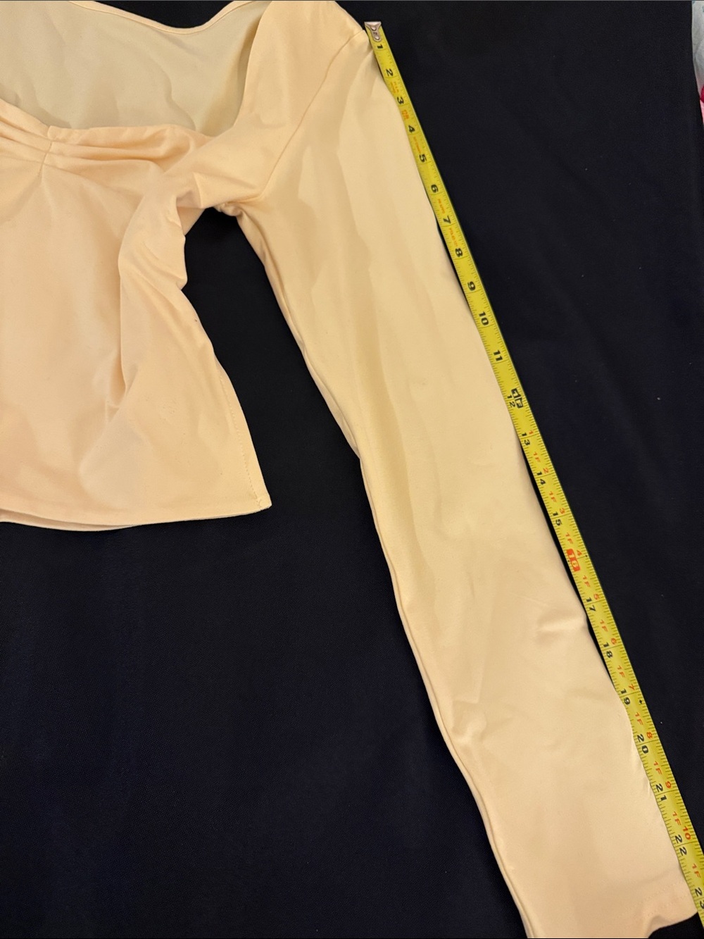 Women's Long Sleeve Scoop Neck Top in yellow Large - Picture 4 of 6